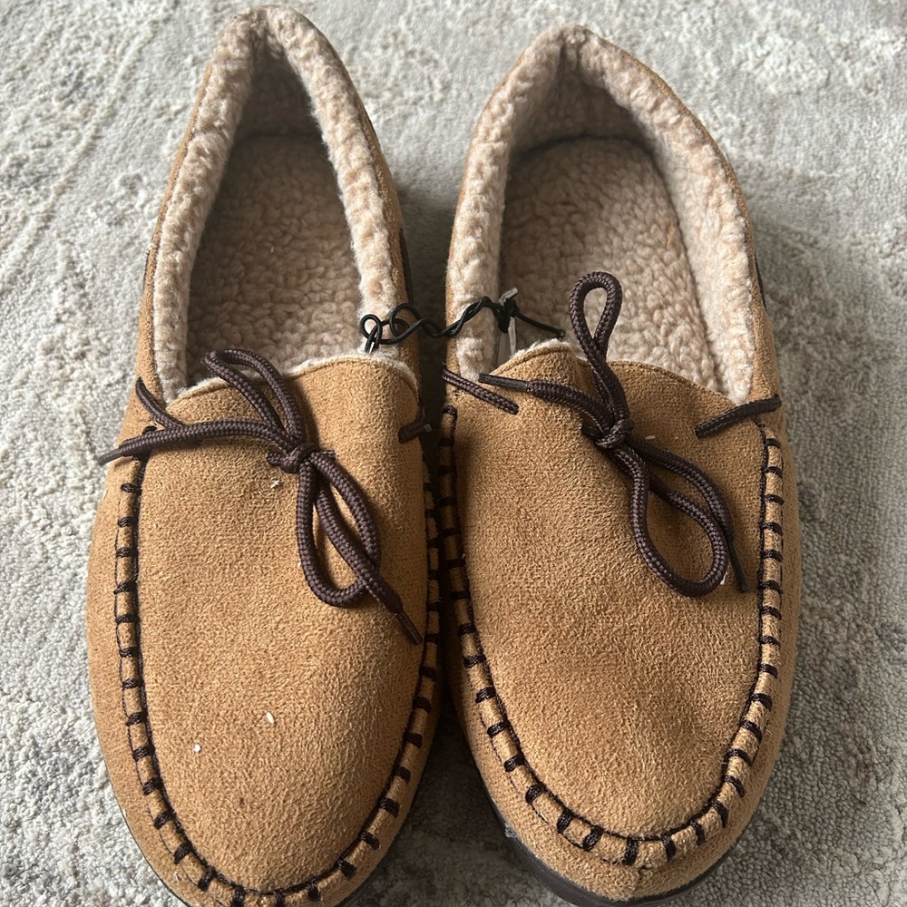 NWT Western Chief Moccasin Slip-On Chestnut Comfort Fur Slipper Mens Size 11